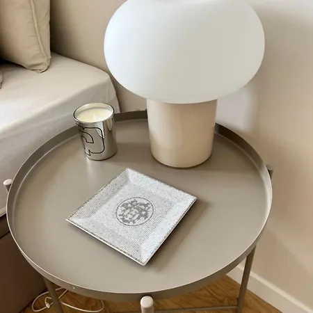 Luxury 16' Apartment Paris